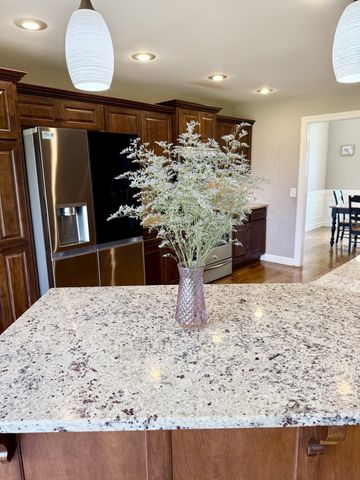 530 Thompson Ln, Portland, TN 37148