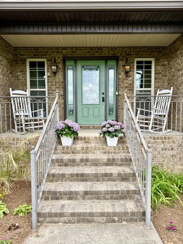 530 Thompson Ln, Portland, TN 37148