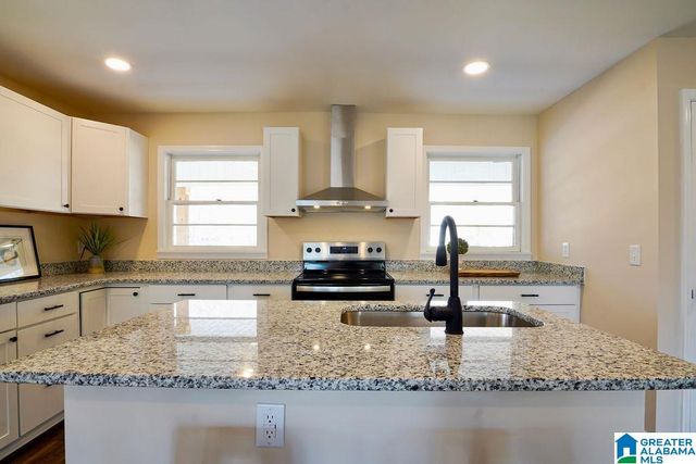 117 MOONEY ROAD, Columbiana, AL 35051