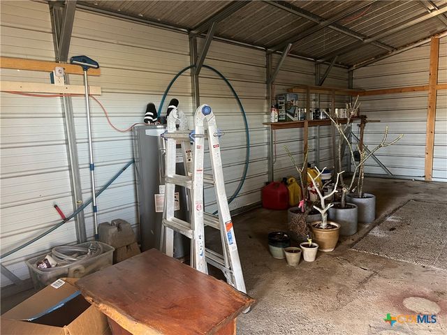 1206 Al Calde De La Bahia, Goliad, TX 77963