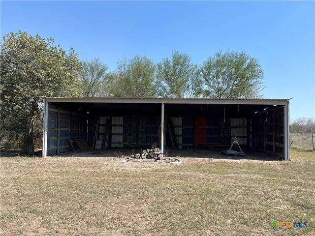 1206 Al Calde De La Bahia, Goliad, TX 77963