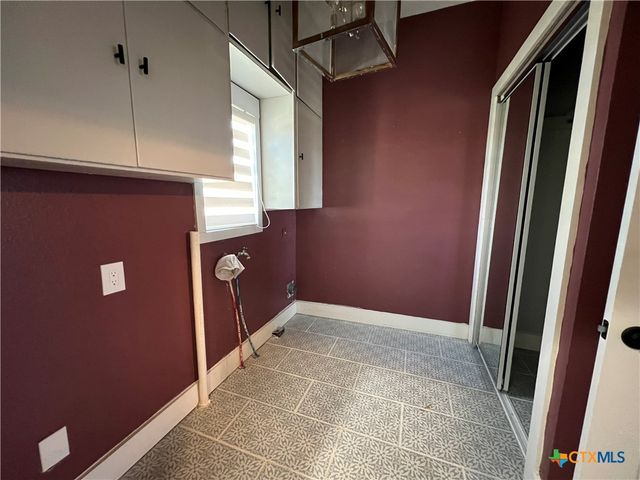 1206 Al Calde De La Bahia, Goliad, TX 77963