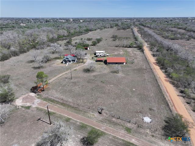 1206 Al Calde De La Bahia, Goliad, TX 77963