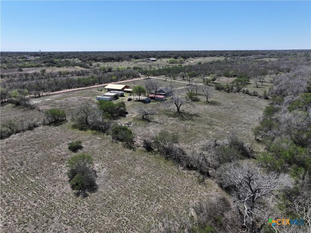 1206 Al Calde De La Bahia, Goliad, TX 77963