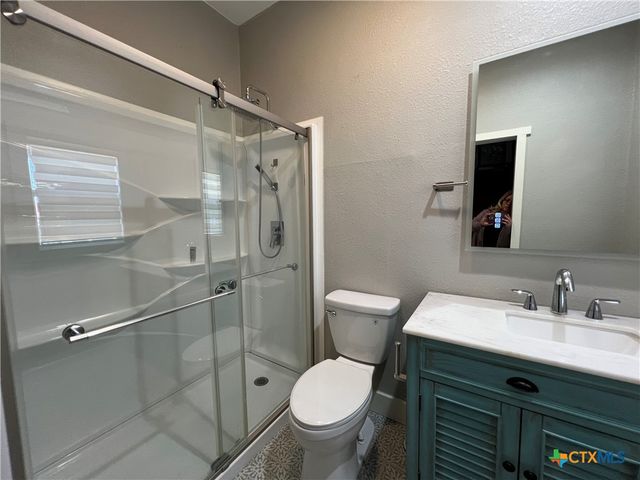 1206 Al Calde De La Bahia, Goliad, TX 77963