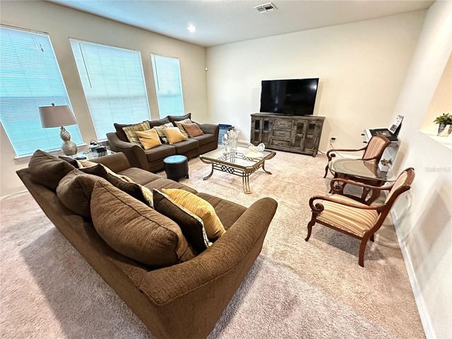 8636 CHILTON DRIVE, Orlando, FL 32836