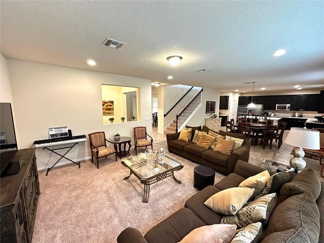 8636 CHILTON DRIVE, Orlando, FL 32836