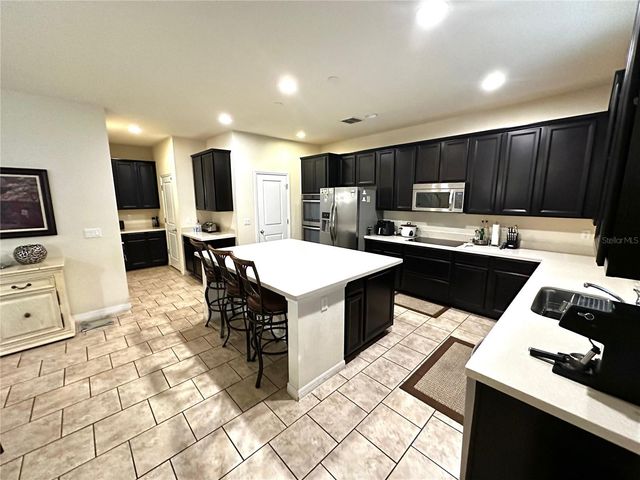 8636 CHILTON DRIVE, Orlando, FL 32836