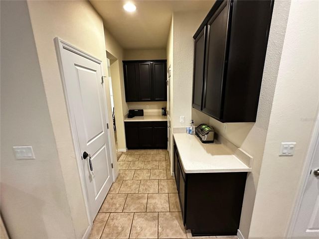 8636 CHILTON DRIVE, Orlando, FL 32836