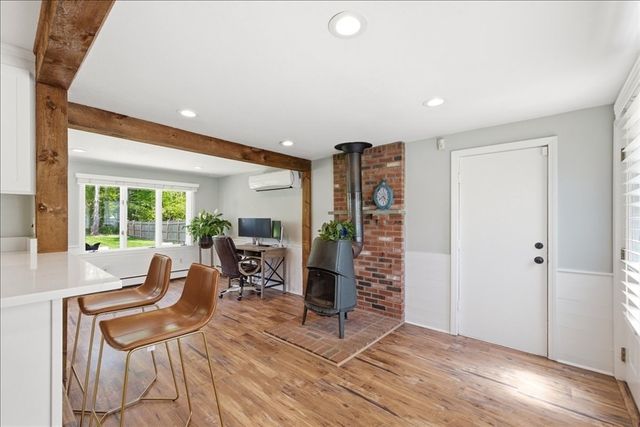 560 Common St, Walpole, MA 02081