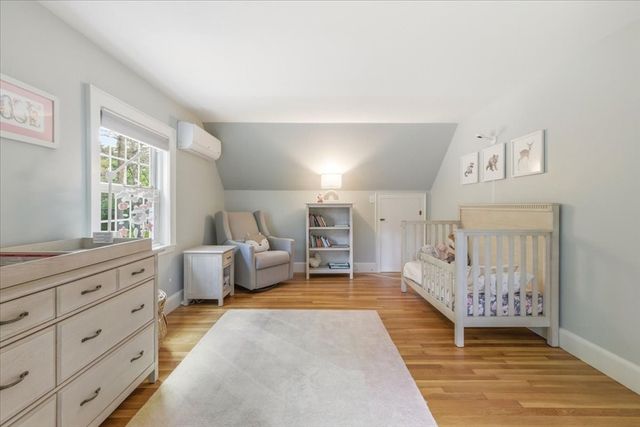560 Common St, Walpole, MA 02081