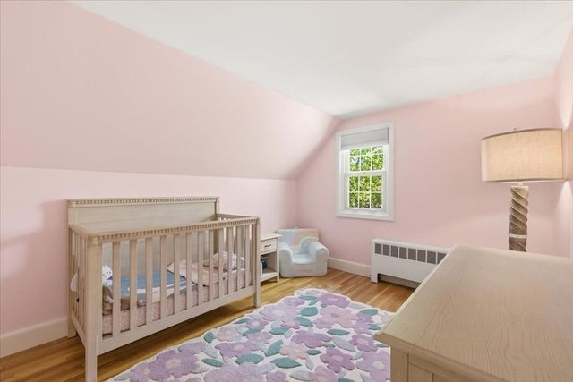 560 Common St, Walpole, MA 02081