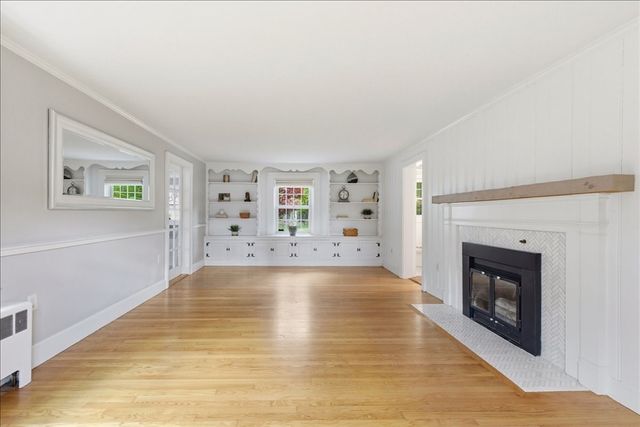 560 Common St, Walpole, MA 02081