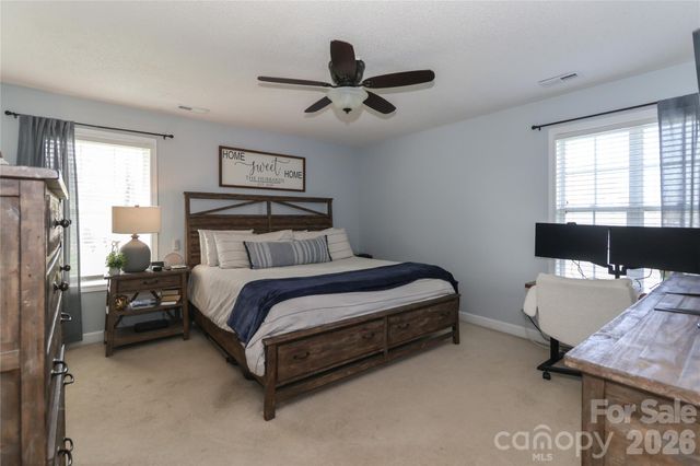 5867 Sunset View Lane, Catawba, NC 28609