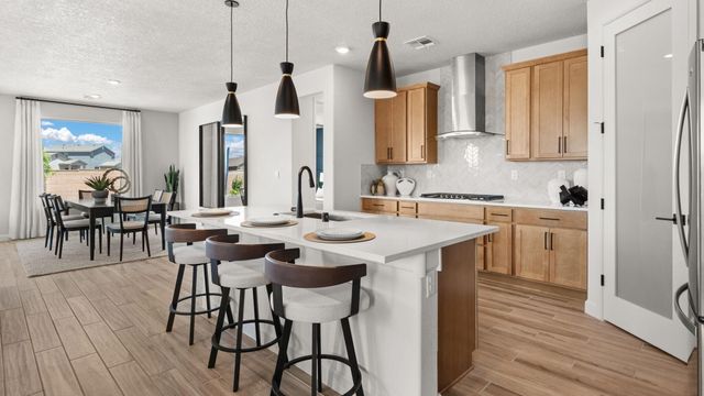 2432 Marble Avenue NE, Rio Rancho, NM 87144