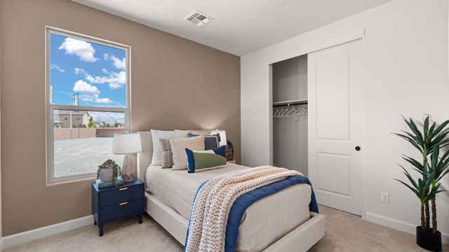 2432 Marble Avenue NE, Rio Rancho, NM 87144