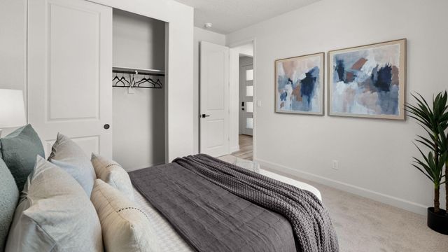 2432 Marble Avenue NE, Rio Rancho, NM 87144