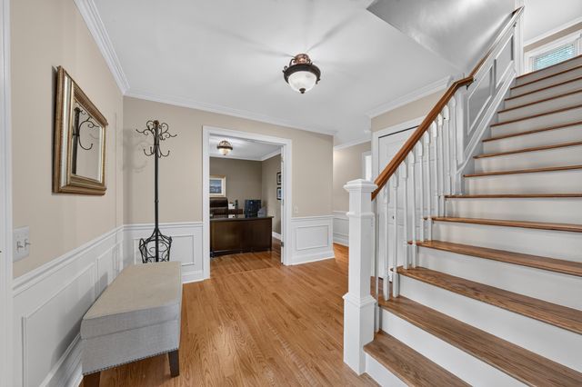 864 Great Oaks Boulevard, Rochester, MI 48307