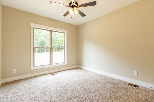 1191 Hangar Rd, Springfield, TN 37172
