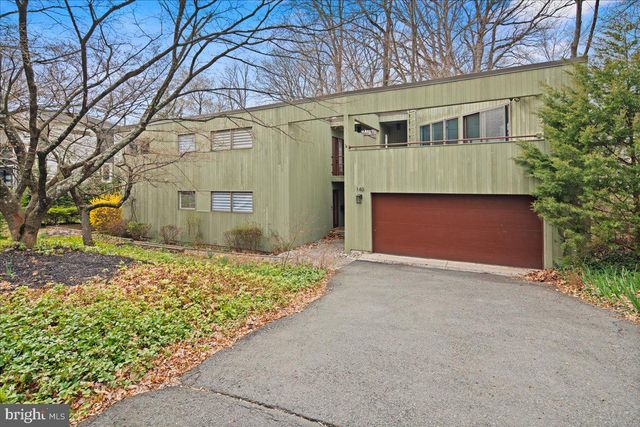 140 LAUREL ROAD, Princeton, NJ 08540