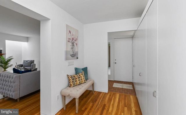 140 LAUREL ROAD, Princeton, NJ 08540