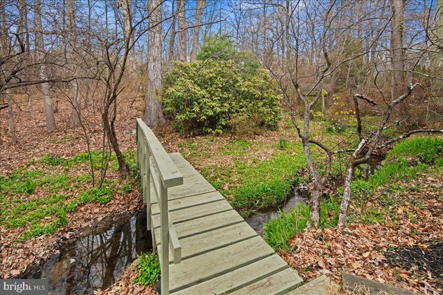 140 LAUREL ROAD, Princeton, NJ 08540