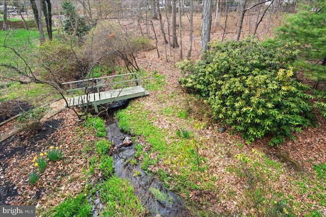 140 LAUREL ROAD, Princeton, NJ 08540