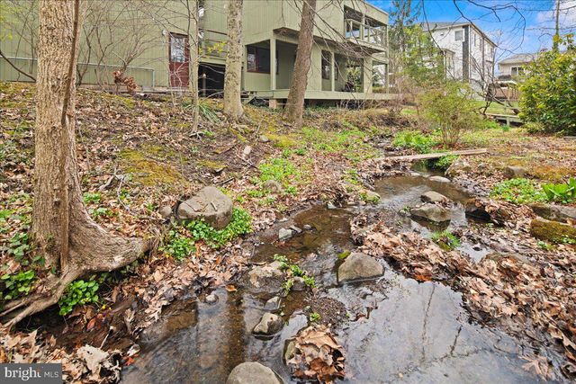 140 LAUREL ROAD, Princeton, NJ 08540