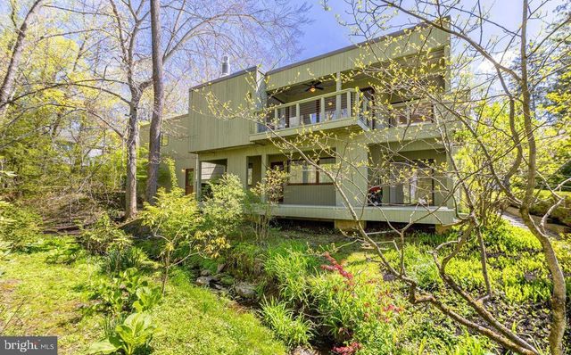 140 LAUREL ROAD, Princeton, NJ 08540