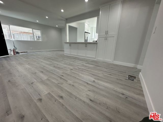 8360 blackburn Avenue L3, Los Angeles, CA 90048