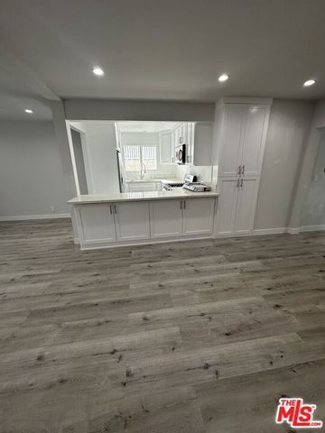 8360 blackburn Avenue L3, Los Angeles, CA 90048