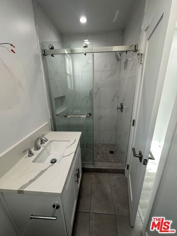 8360 blackburn Avenue L3, Los Angeles, CA 90048