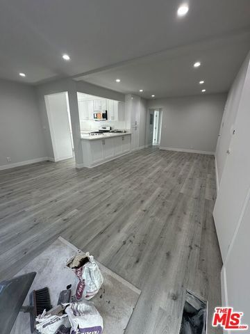 8360 blackburn Avenue L3, Los Angeles, CA 90048