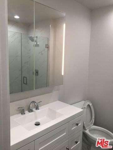 8360 blackburn Avenue L3, Los Angeles, CA 90048