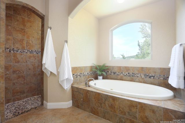 12302 Calvert, Helotes, TX 78023