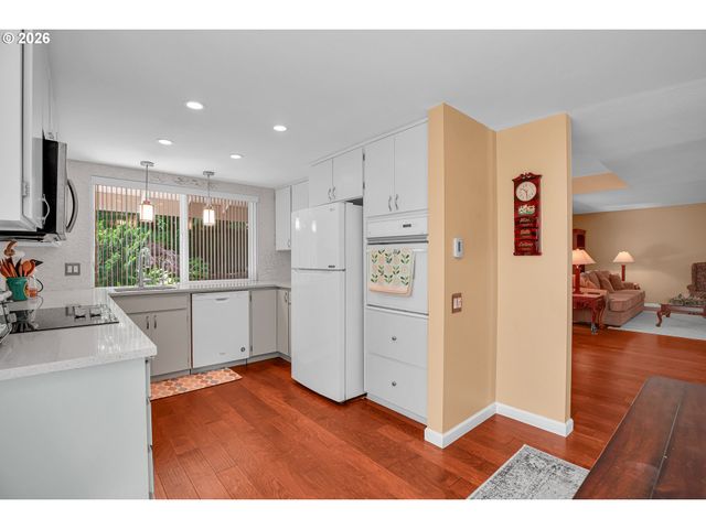 16515 Sw MONACO Ln, Portland, OR 97224