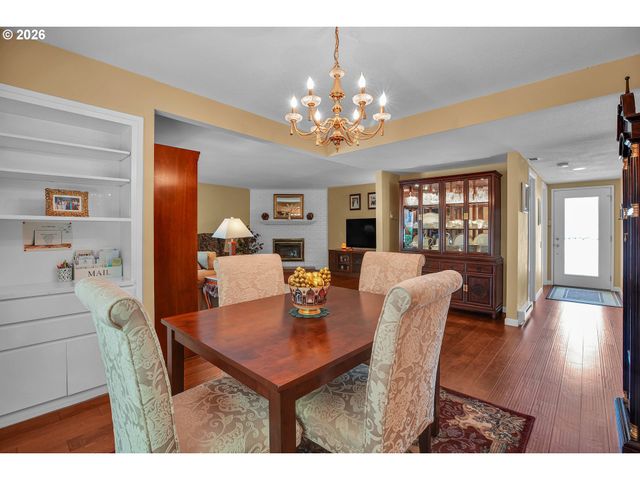 16515 Sw MONACO Ln, Portland, OR 97224