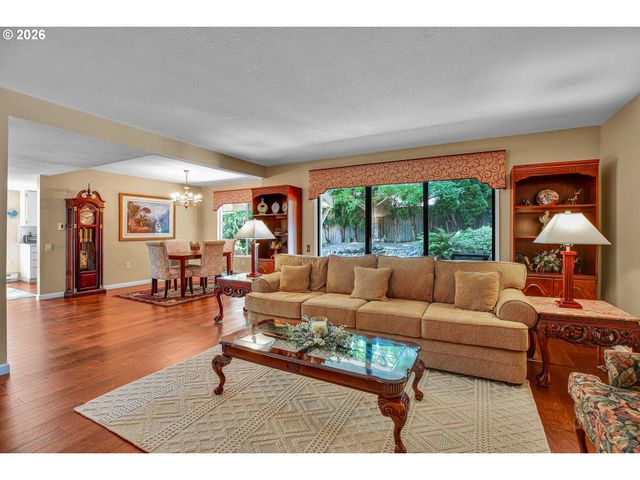 16515 Sw MONACO Ln, Portland, OR 97224