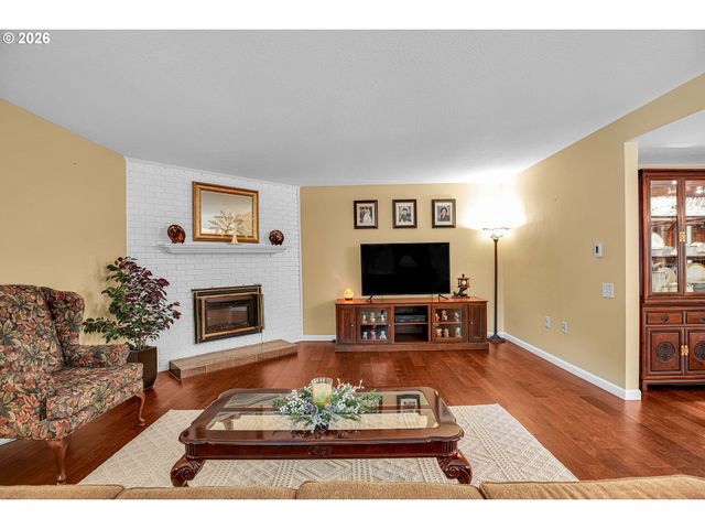 16515 Sw MONACO Ln, Portland, OR 97224