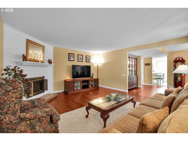 16515 Sw MONACO Ln, Portland, OR 97224