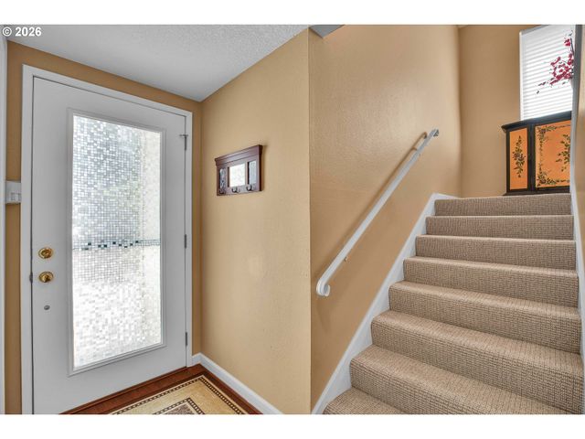 16515 Sw MONACO Ln, Portland, OR 97224
