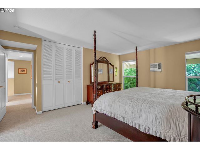 16515 Sw MONACO Ln, Portland, OR 97224