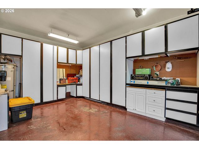 16515 Sw MONACO Ln, Portland, OR 97224