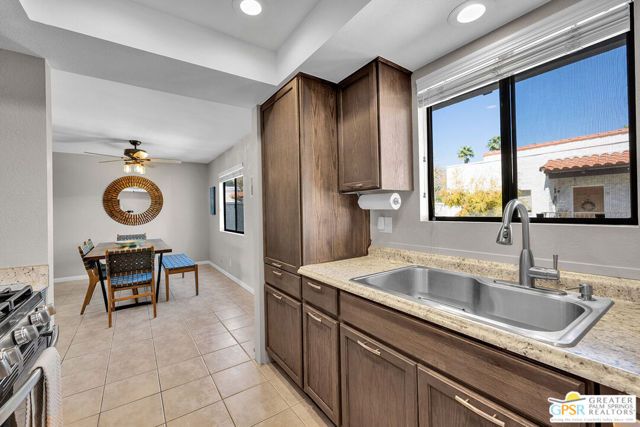 2230 S Palm Canyon Drive 9, Palm Springs, CA 92264