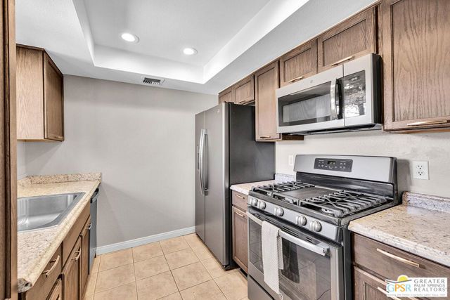 2230 S Palm Canyon Drive 9, Palm Springs, CA 92264