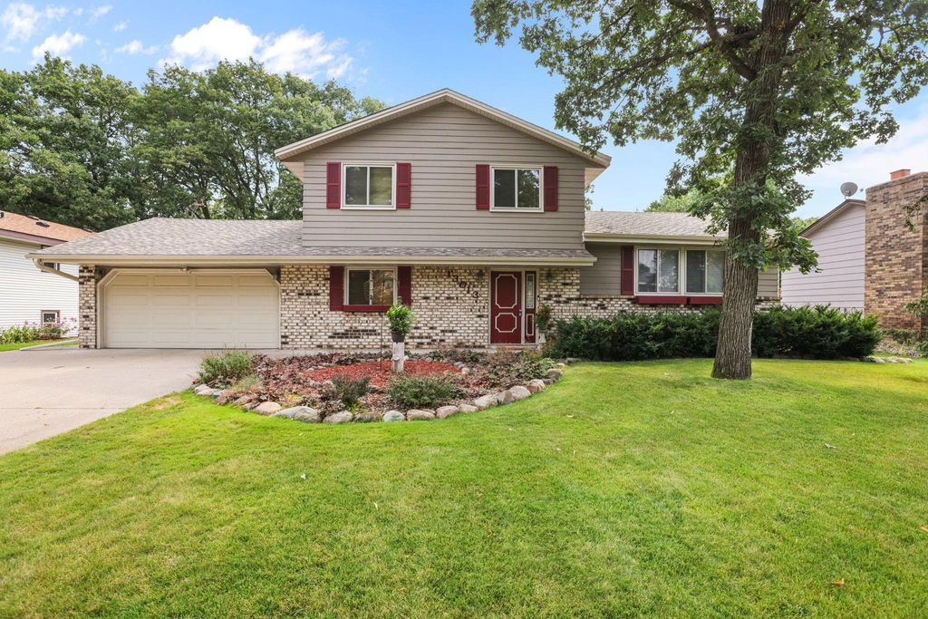 13013 Goodhue Street NE, Blaine, MN 55449
