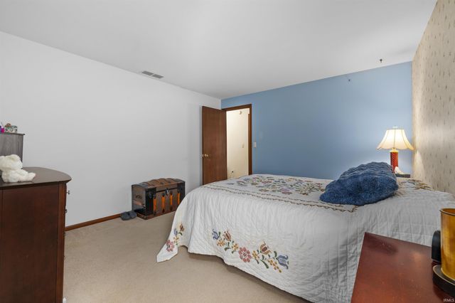 601 Iwo Street, Auburn, IN 46706