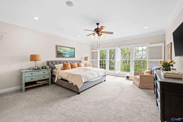 7864 Walsingham Road, Huntsville, AL 35802