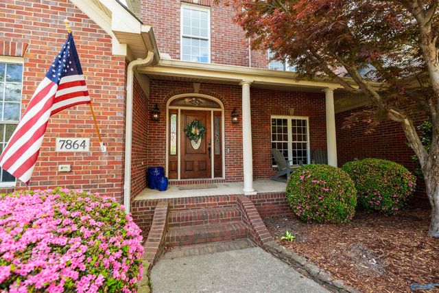7864 Walsingham Road, Huntsville, AL 35802