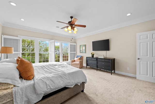 7864 Walsingham Road, Huntsville, AL 35802